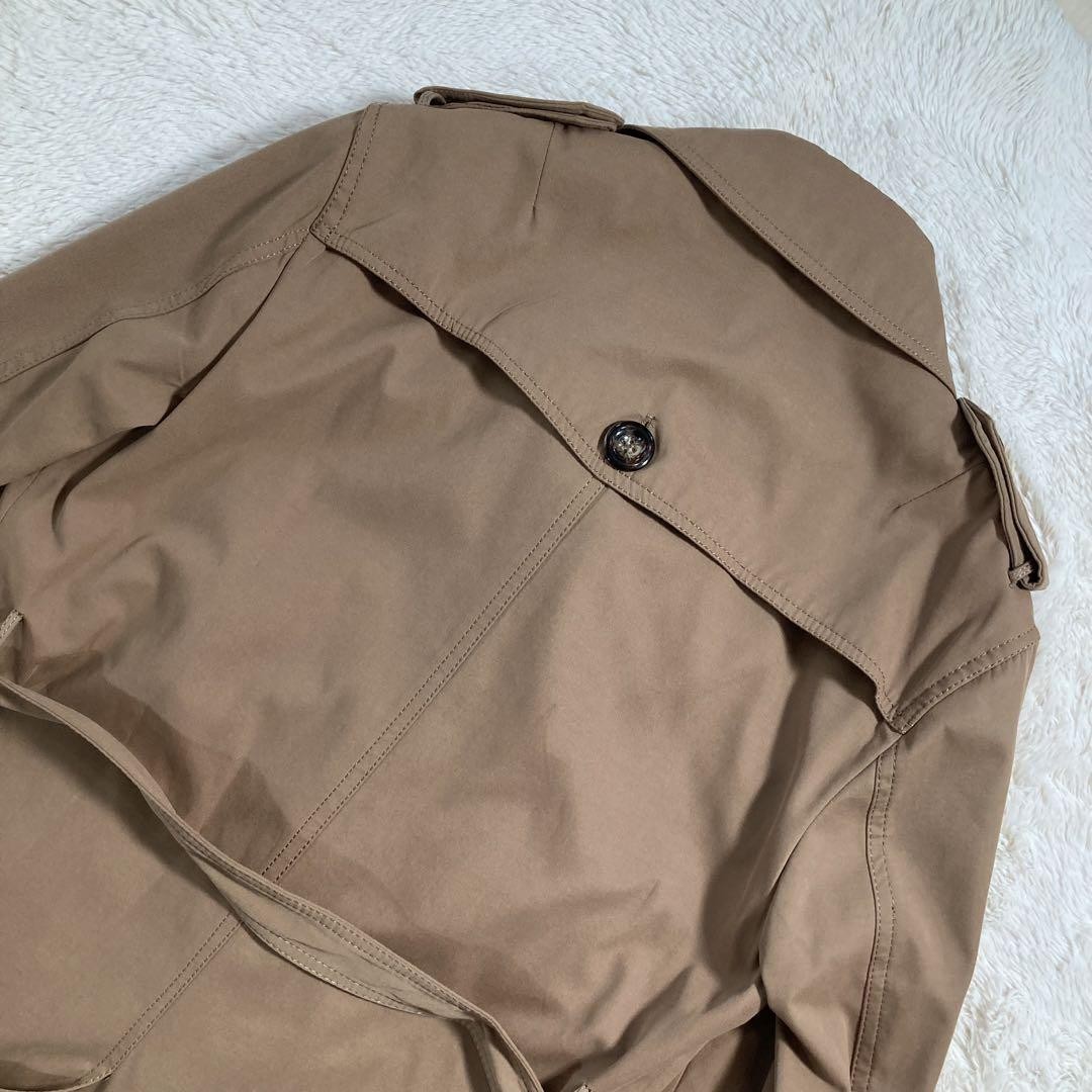 Men's mid-length brown Burberry London trench coat in good condition thumbnail 5