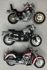 Lot of 3 Yamaha 1:18 MAISTO DIE CAST YAMAHA XV 1000 VIRAGO VMax Road Star