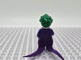 LEGO Joker Minifigure DC Comics Batman &ndash; Purple Suit &ndash; Loose