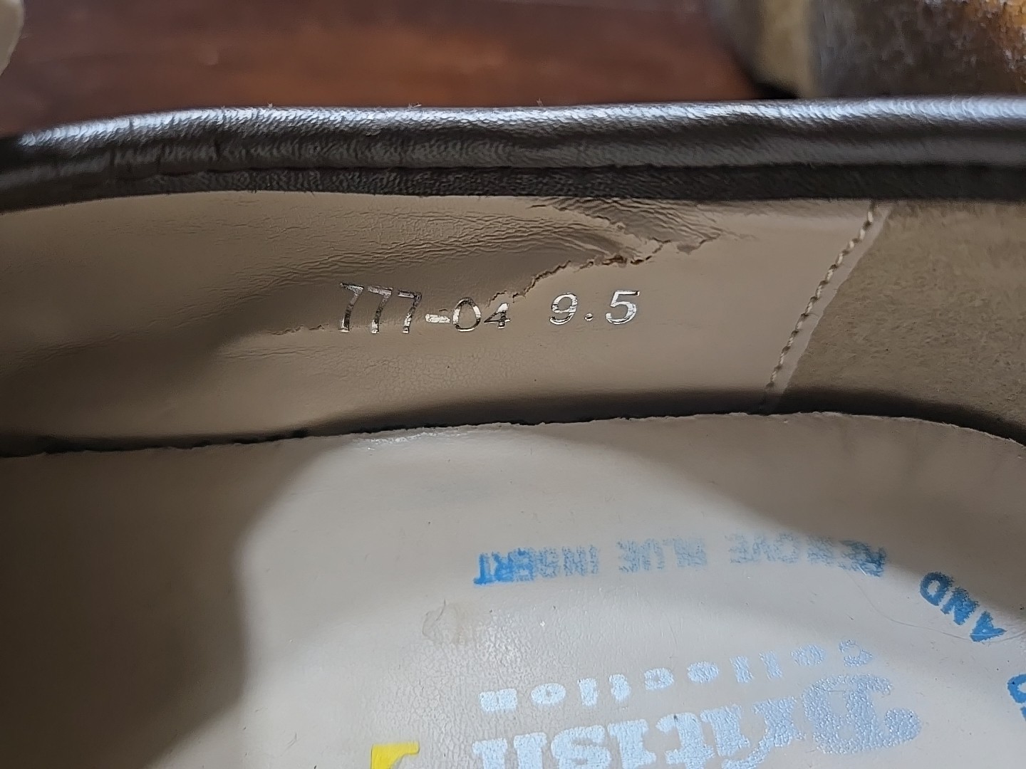 British Collection Power Old School Slipon Shoes Mens 9.5 