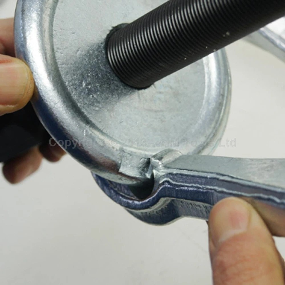 450741 Heavy Duty Universal Car Wheel Hub Puller Rear Brake Drum Remover Tool