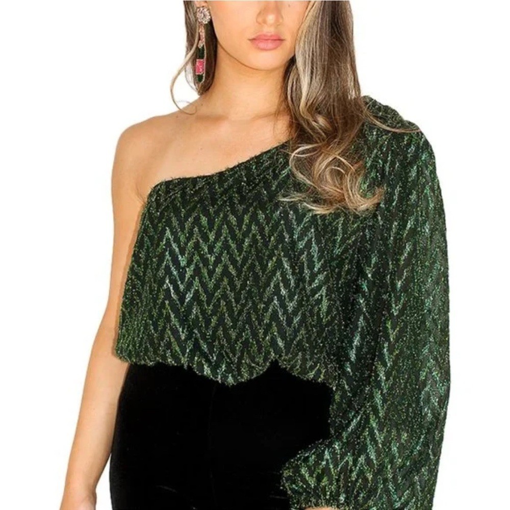 ASTR the Label Serenade emerald green/black One ShoulderTop Size Medium NWOT