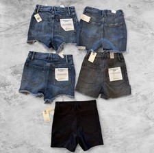 Lot of 5- new Good American Bombshell Shorts ...