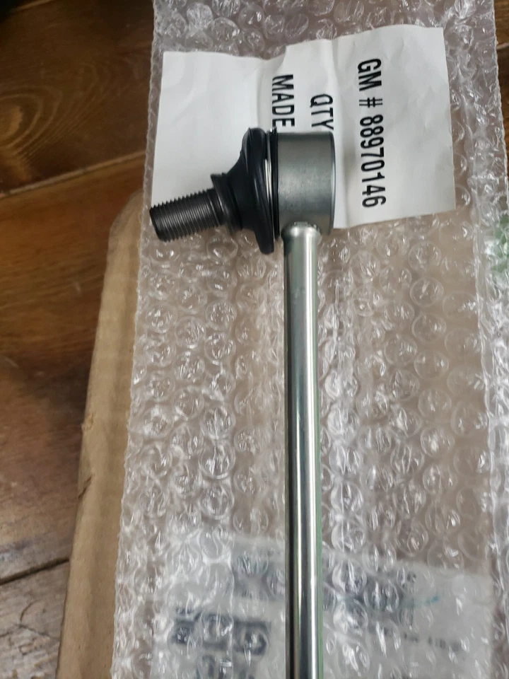 88970146 2003-10 Pontiac vibe Front Stabilizer Shaft Link GM OEM NOS - Image 2 of 3