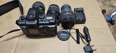 Sigma SD10 Digital SLR 3.4MP Black 1x 1.8in USB w/ Lenses Charger Cap