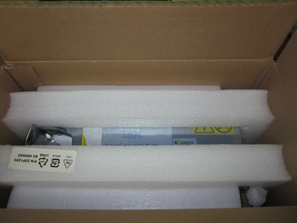 New Lenovo IBM 39Y9324 - Server Connectivity Module BladeCenter server ZZ  - FRU - Image 2 of 4