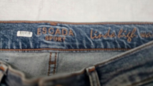 Escada Sport Denim Damen Jeans Blumen bestickt Fransen unten Gr. 34/US6 - Bild 4 von 16
