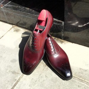 burgundy color shoe