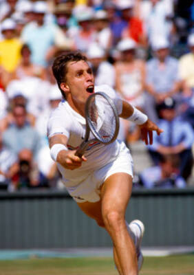 Ivan Lendl of Czechoslovakia in action against Pat Cash of Austra - Old Photo 1