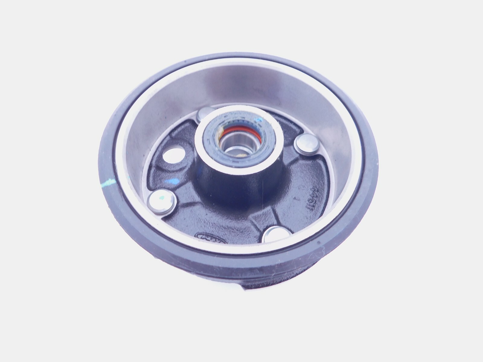 HONDA FRONT WHEEL HUB ASSEMBLY TRX250 RECON TE TM / TRX200D GENUINE OEM