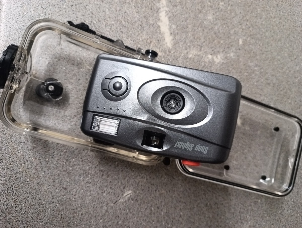 Snap Sights Underwater Film Camera, Waterproof to 100ft, Reusable