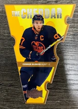 Connor McDavid 2021-22 Skybox Metal Universe The Cheddar Die-Cut Back Error