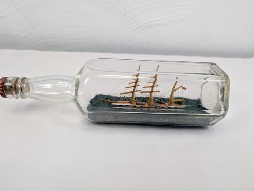 Vintage 3 Mast Sail Ship In the Bottle Nautical Model 11in Long - 第 3/11 張圖片