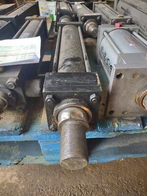 #ad #ad Eaton Hydro Line HR5C 3.25X12.75 N 2 2 N H N 1 1 HA0B3W CYLINDER 1500psi $371.25