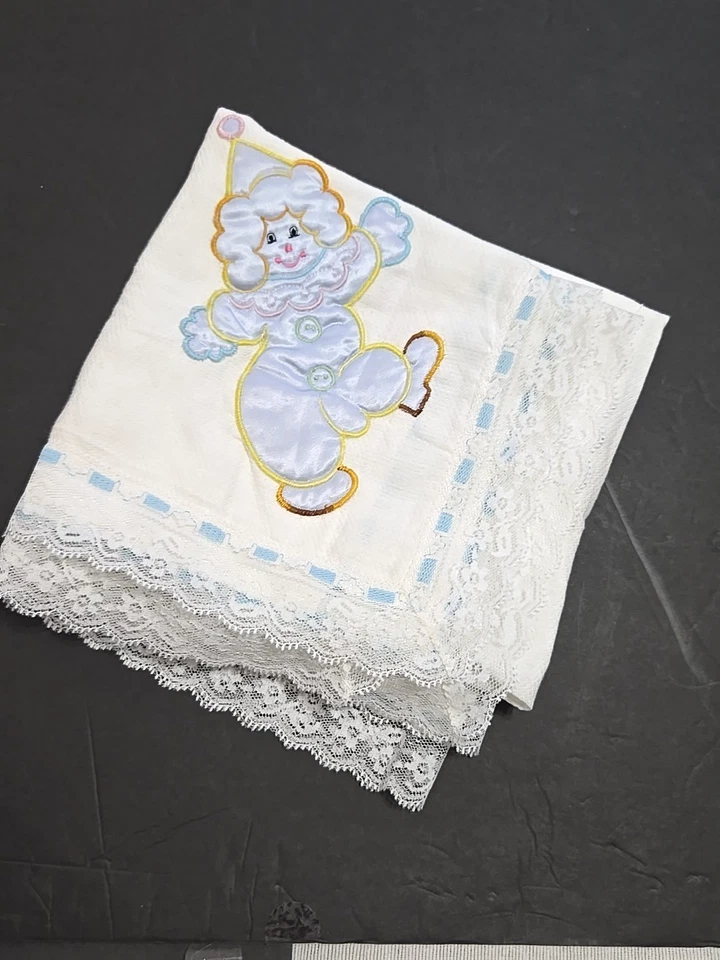 Manta bebé tejido algodón vintage apliques payaso cinta azul ribete encaje 36"x36" Foto 2 de 4