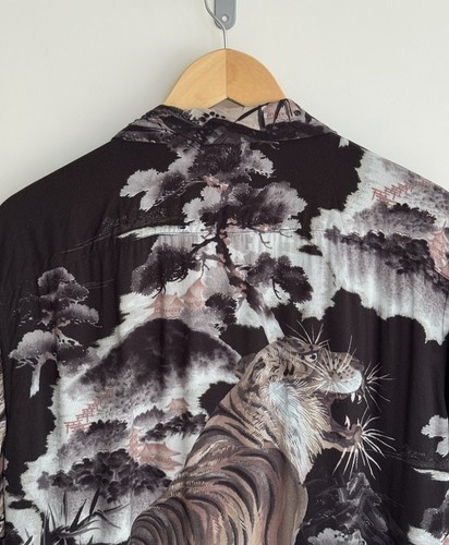 Allsaints “Gobi” Short Sleeve Shirt Floral Hawaiian Tiger Print Black Large - Picture 10 of 11