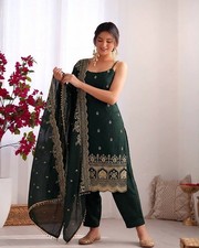 New Designer Silk Salwar Kameez With Dupatta For Wedding Party Wear
