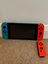 Nintendo Switch 32 GB Console - Neon Blue and Red + 3 Joycons