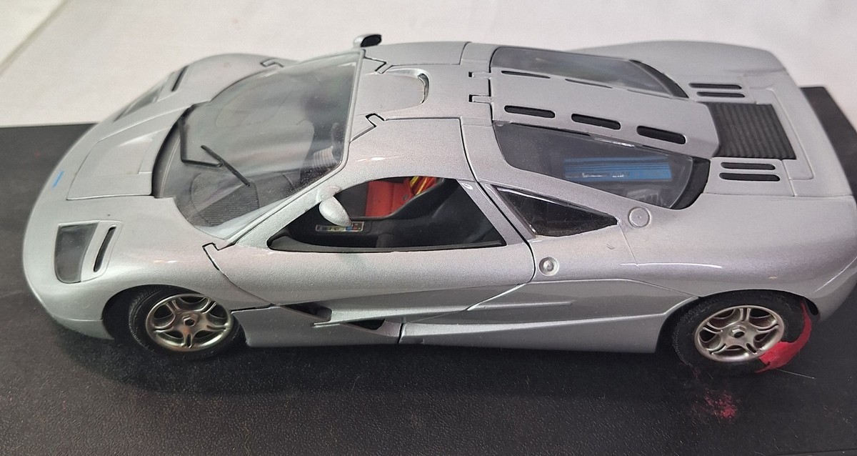 Guiloy ギロイ 1/18 マクラーレン Mclaren F1 GTR Guiloy Gold 1/18 Scale Blue McLaren F1 Prototype GTR Ref