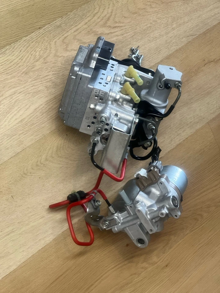 Toyota Prius 2010-2015 freno antibloqueo abs bomba unidad cilindro maestro 47210-52310 Foto 2 de 4