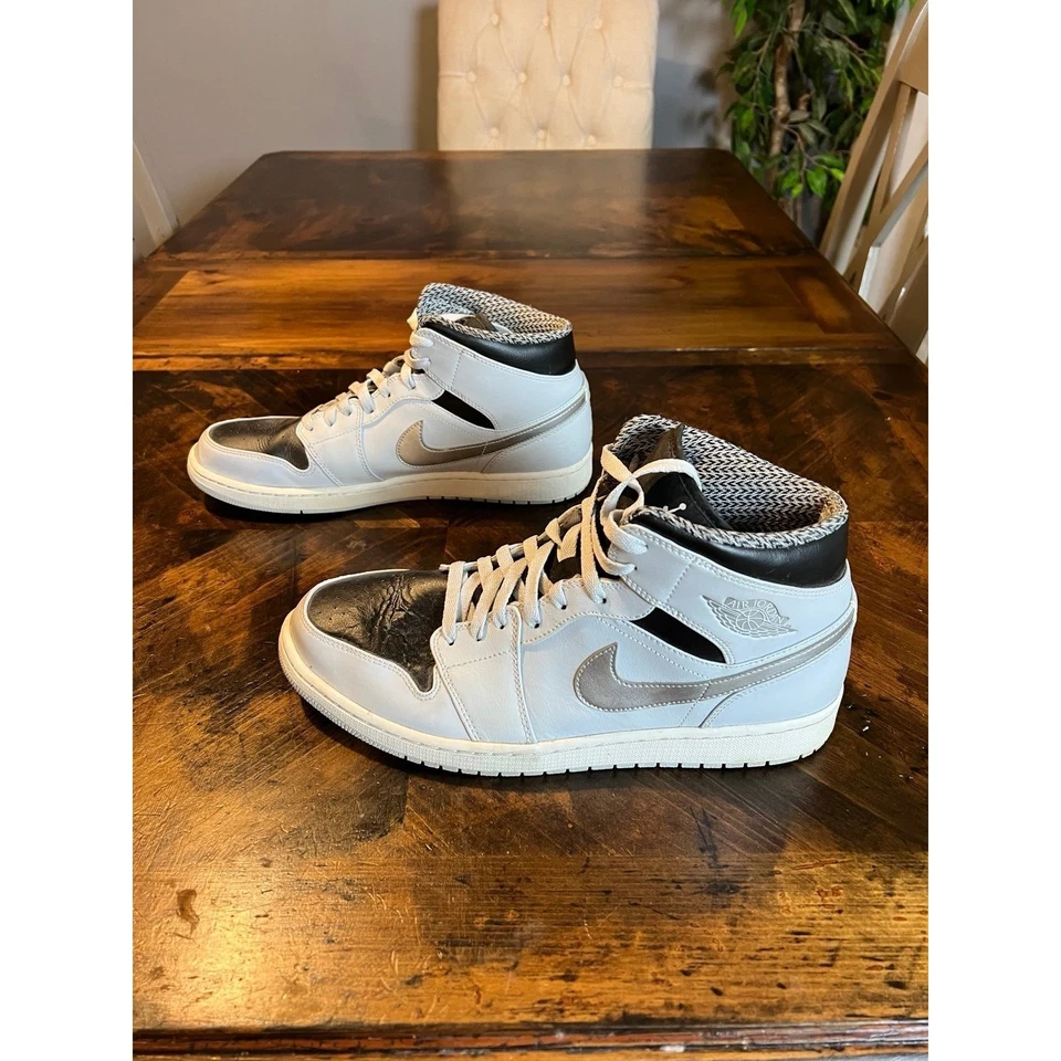 Nike Air Jordan 1 retrô cinza lobo médio masculino tamanho 13 - Imagem 4 de 4