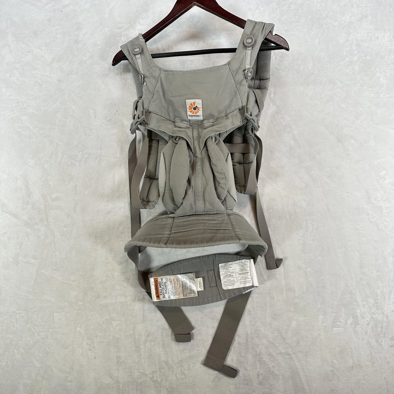Ergobaby Omni 360 Ergonomic Baby Carrier Pearl Grey BCS360GRY Infant Toddler
Opens in a new window o