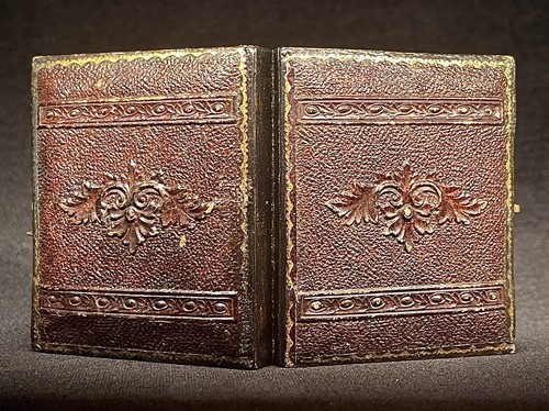 1/9 PLACA TINTE DE UNA HERMOSA JOVEN DAMA JOYERÍA DE ORO - DENTRO DE UN ESTUCHE COMPLETO - Imagen 3 de 3