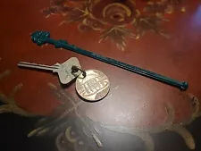 Vtg Greenbrier Resort Old C&O Railroad Hotel Pewter Room Key Fob & Bar Swizzle 