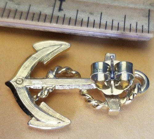 Spilla ancoraggio gioielli nautici...tono oro - Foto 2 di 2