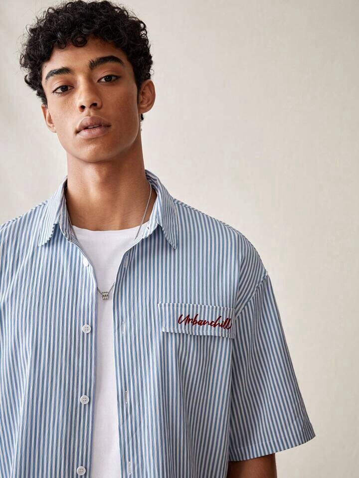 Manfinity Men's Blue & White Striped Size L Relaxed Cropped Button