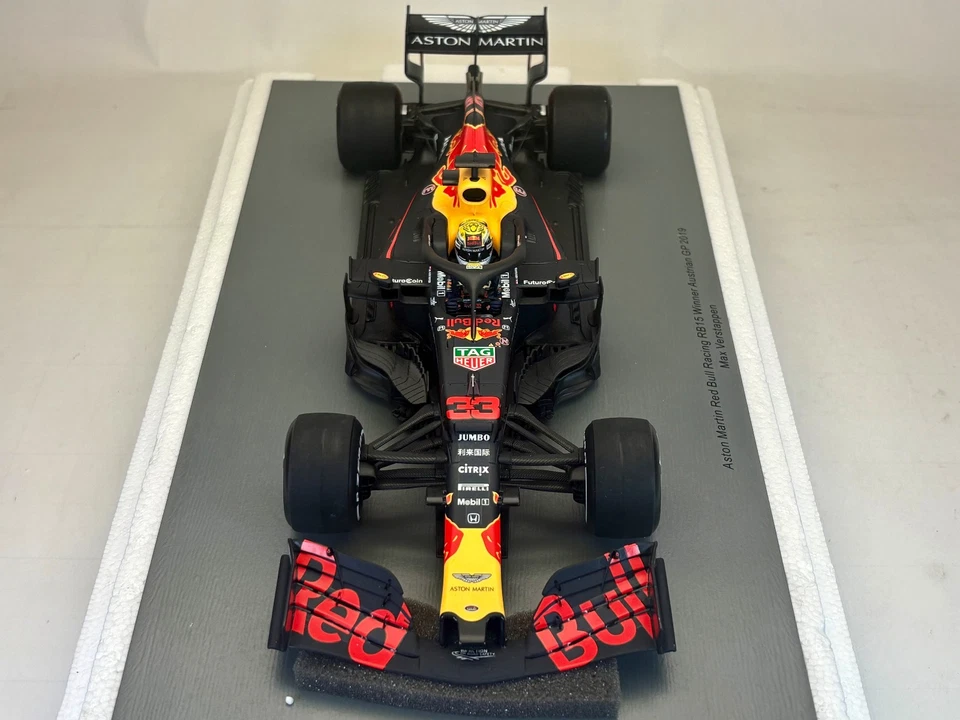 1:18 Spark Red Bull F1 RB15 #33 Max Verstappen Winnner Austrian GP 2019 18S463 - Image 4 of 4