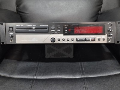 ②TASCAM CD-RW900SL TASCAM CD-RW900SL Slot-Loading CD Recorder – Professional Audio CD