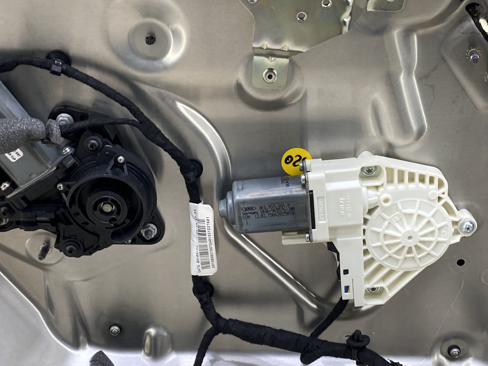 Bentley Flying Spur 2013-2019 REAR+LEFT Window regulator