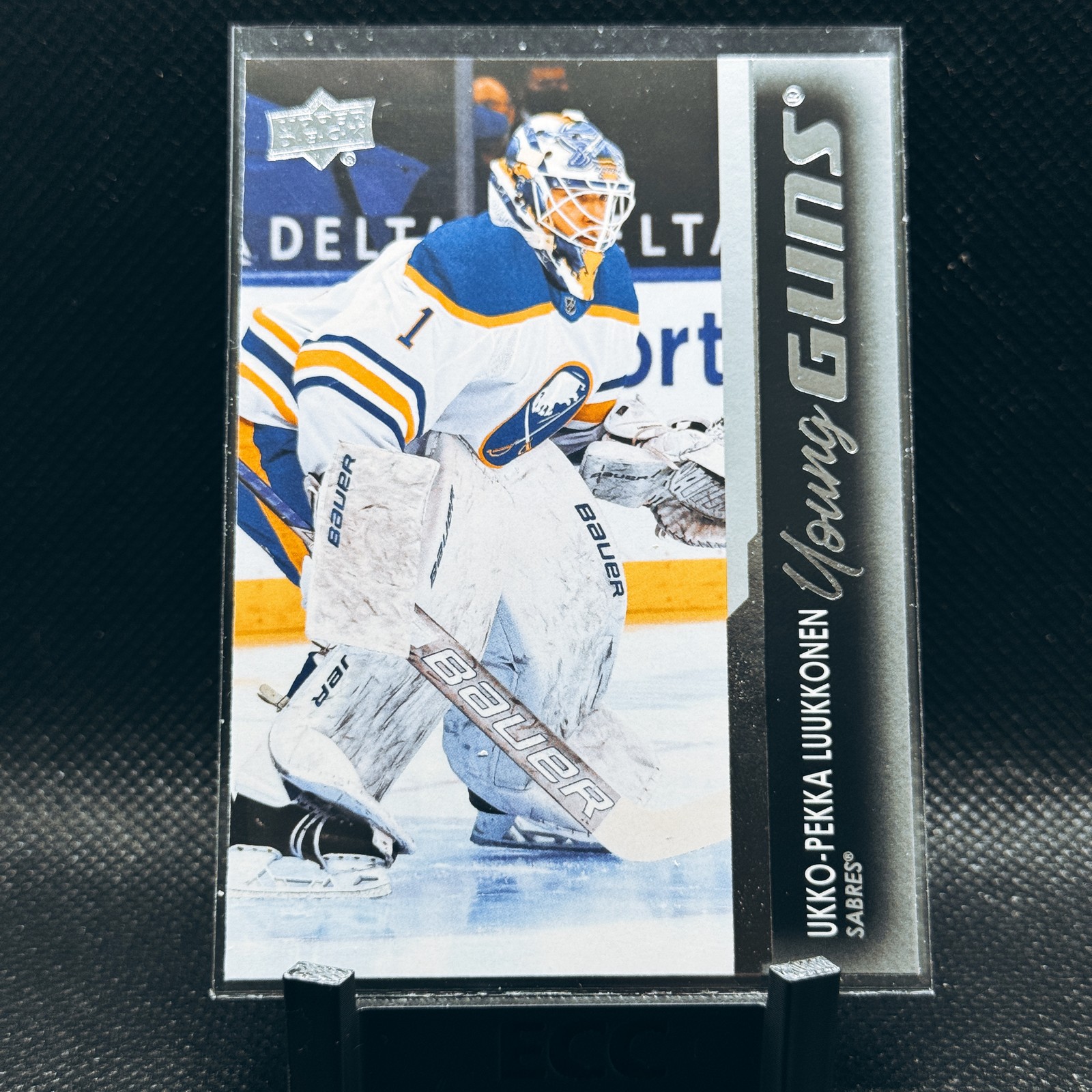 2021-22 Upper Deck Series 1 - Ukko-Pekka Luukkonen Young Guns Rookie RC #202