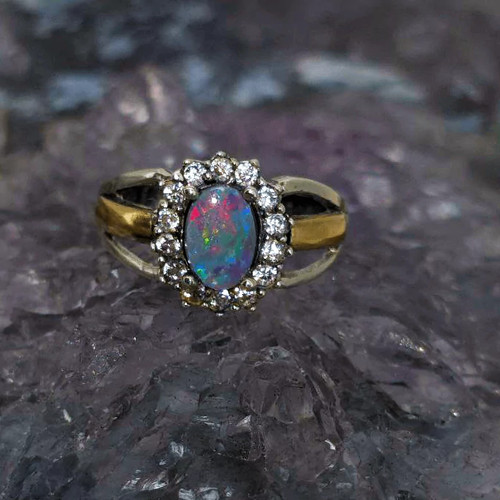 Lira'tu Lightning Ridge Dark Opal 0.80ct 925 Silver and 9ct Gold with CZ Ring... - Bild 1 von 7