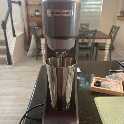 Hamilton Beach Commercial HMD200R Single-Spindle Drink Mixer