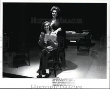 1989 Press Photo Molly Renfroe and Lucia Colombi-Aunt Dan and Lemon play
