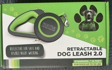 Retractable Dog Leash NEW 16 Foot Reflective Size for Most Dogs Mighty Paw