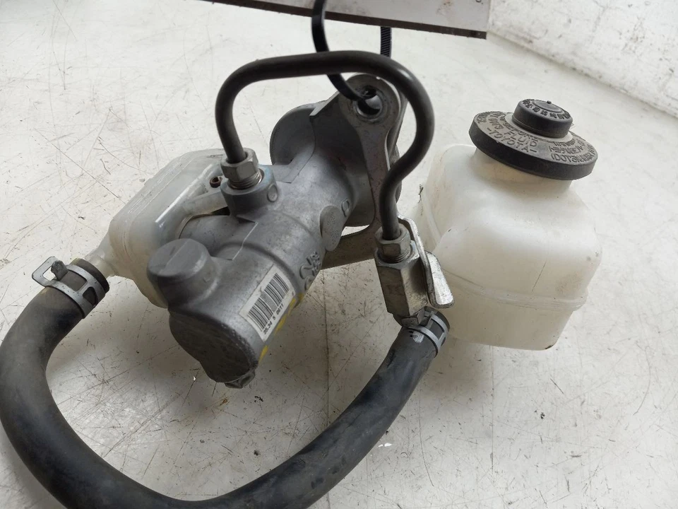 08-09 TOYOTA HIGHLANDER SPORT 3,5 L TRACCIÓN DELANTERA EN FRENO CILINDRO MAESTRO  Foto 4 de 4