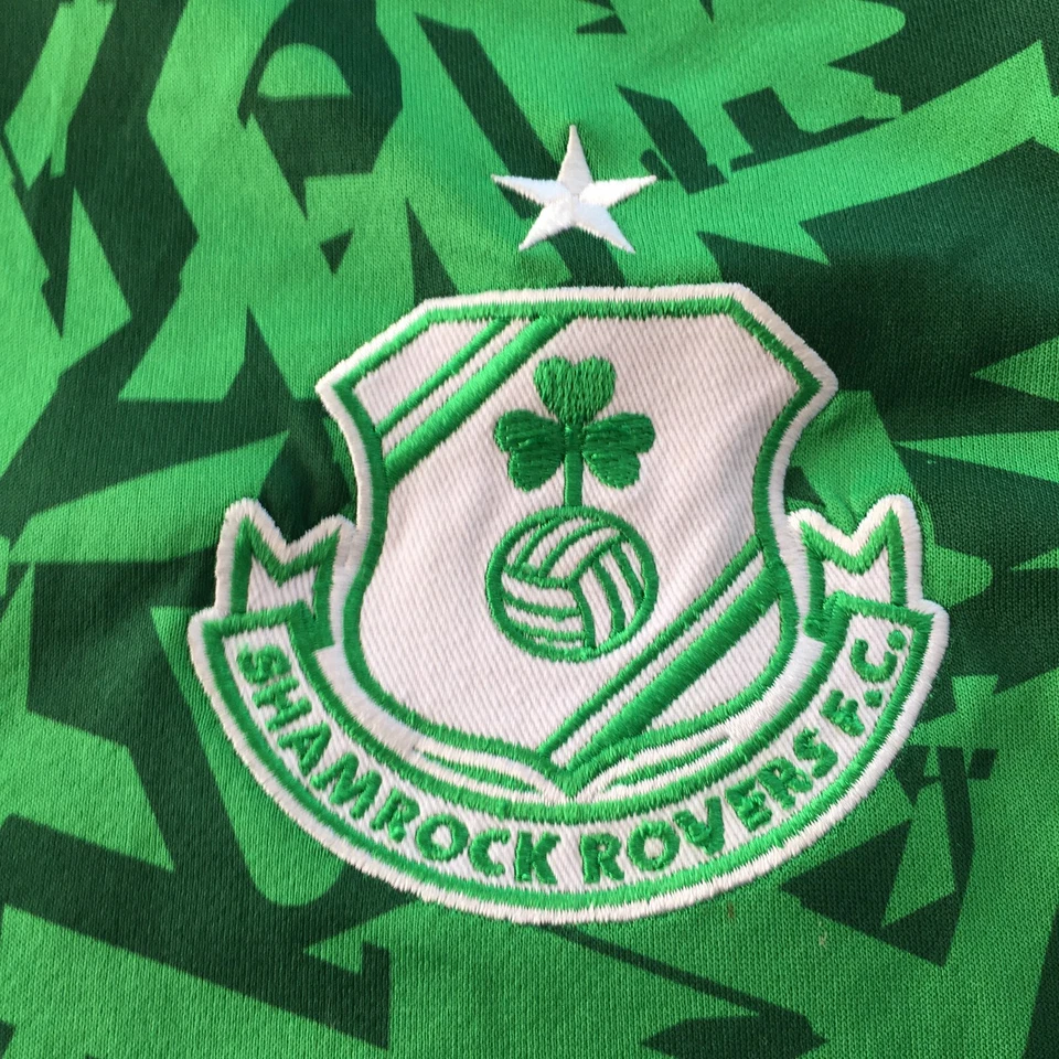 Camiseta local Shamrock Rovers 2022 - 2023 RARA Umbro Verde Irlanda talla S - Imagen 3 de 4