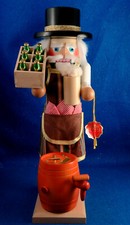 Steinbach: "Brewmaster", Musical Nutcracker 17" Tall w/Foil Tag   Estate