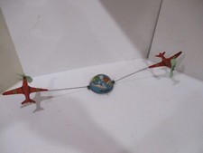 AROUND THE WORLD FLYING AIRPLANES--WINDUP Good Cond- Tested Works