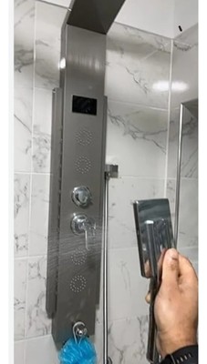 Badezimmer LED Duschpaneel Säule Turm Wasserfall Massage Körper Düsen System Mischbatterie
