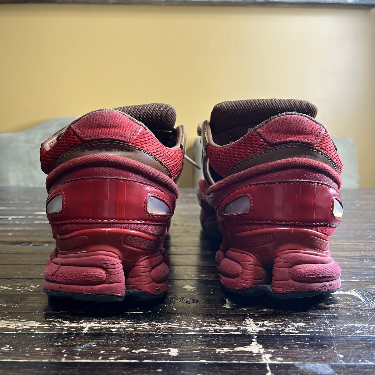 Adidas x Raf Simons Replicant Ozweego Scarlet Red BB7987 Adidas x Raf Simons Replicant Ozweego Scarlet Red BB7987
