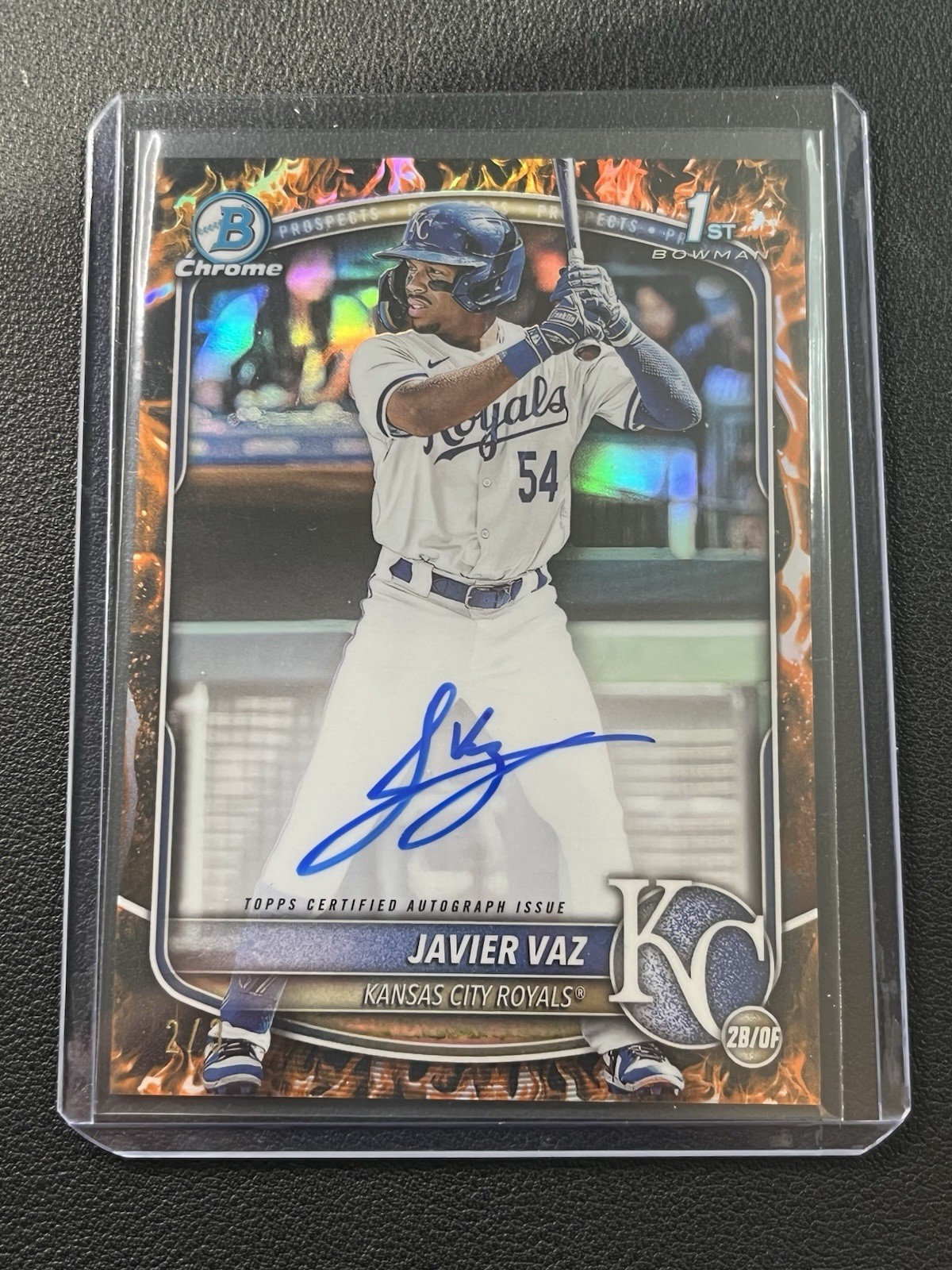 2025 Bowman Chrome Prospects 1st Auto - Javier Vaz - Firefractor /3 SSP Royals