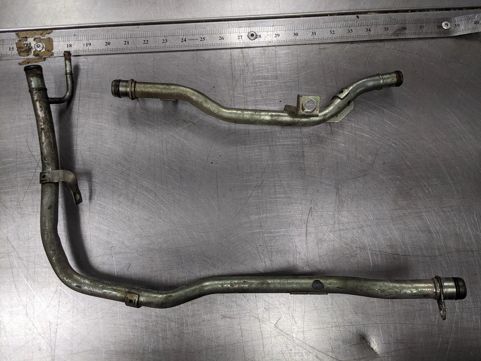 Línea de calefacción Nissan Máxima 2004 3,5 Foto 2 de 4