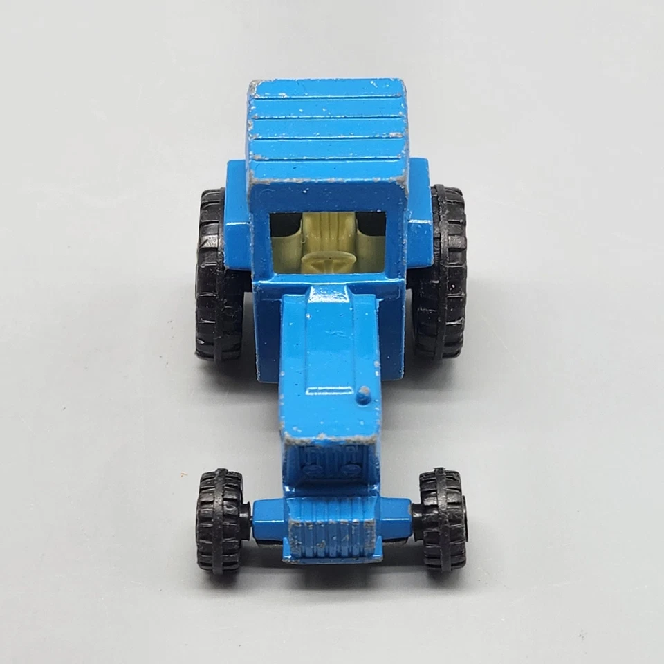 Vintage Matchbox Ford Tractor Diecast Blue Yellow Wheels Farm Toy Vehicle 1970s - Image 4 of 4