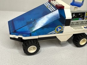 Lego 6453 * Space Port: Com-Link Cruiser *missing Minifigure