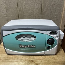 Easy Bake Oven  Snack Center by Hasbro 2009 Pre-owned OVEN ONLY Tested
