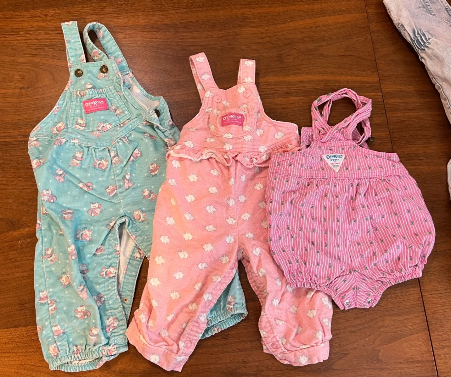 Lot of 3 Pairs Vintage Osh Kosh Overalls , Size 24M
Opens in a new window or tab